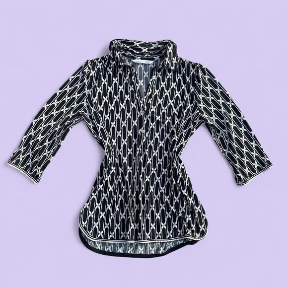 Max Studio Black White Geometric Print Button Blouse – Fits Like Medium - Picture 1 of 5